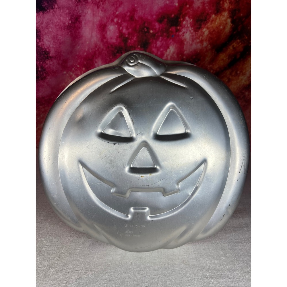 Vintage 1981 Wilton Pumpkin Cake Pan Halloween Jack-O-Lantern 502-2928 Aluminum